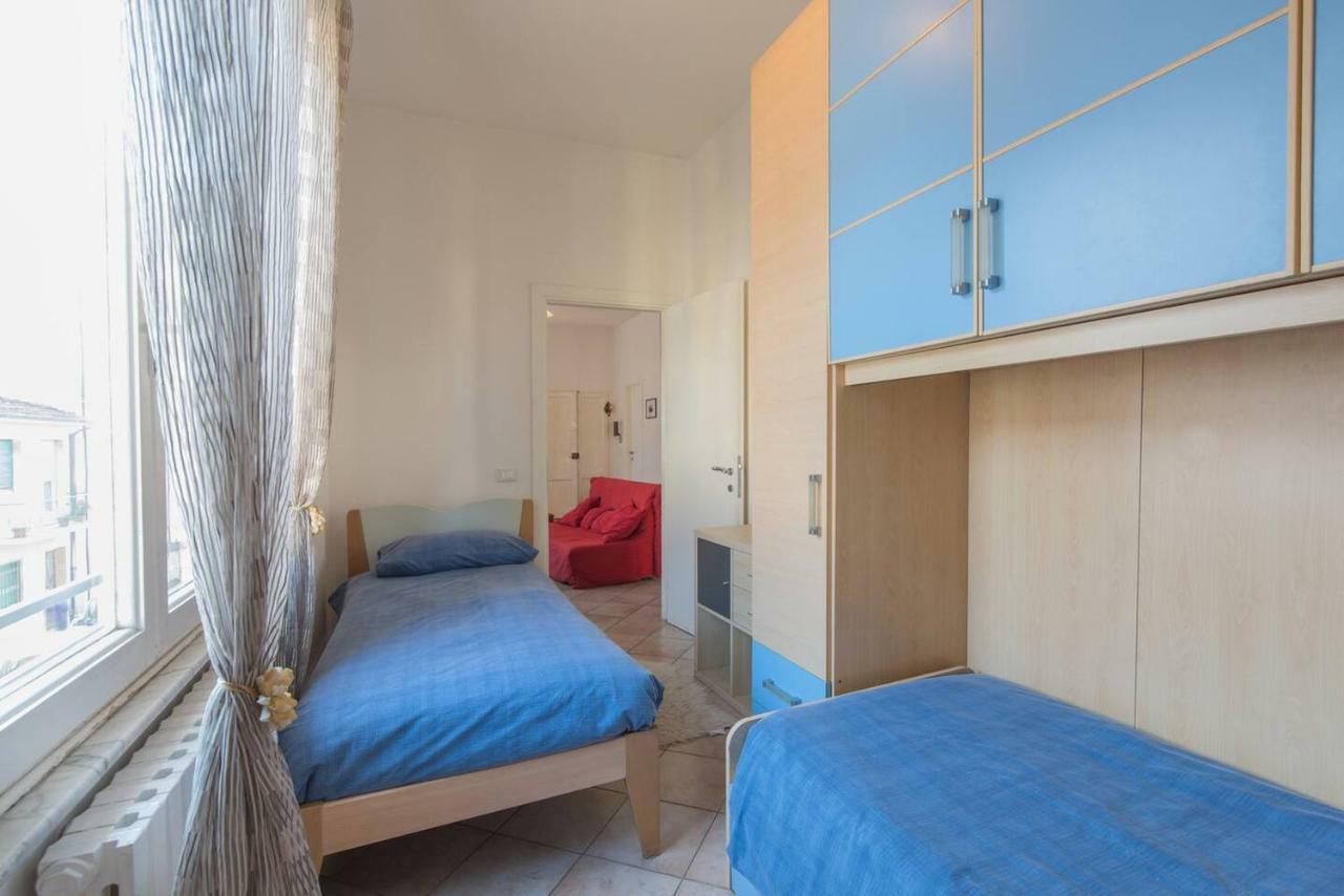 Altido Apt For 8 With Huge Terrace In Old Town Of Viareggio Exterior foto